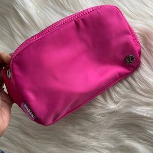 Lululemon Everywhere Belt Bag 1L Sonic Pink *Very popular color